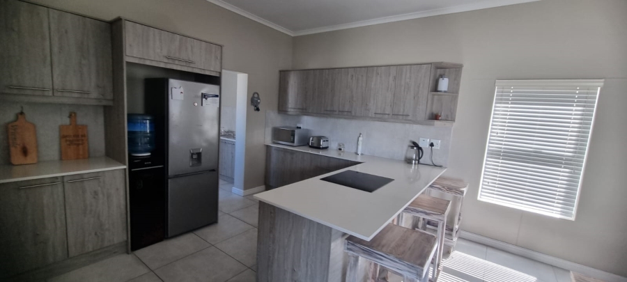 2 Bedroom Property for Sale in Blue Lagoon Western Cape